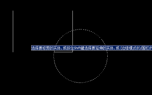 圍欄和窗交命令在CAD中的作用是什么？